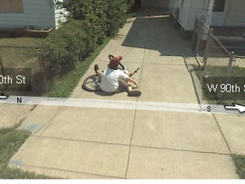 Random Hilarious Photo Capture Pictures by Google Maps! LOL!