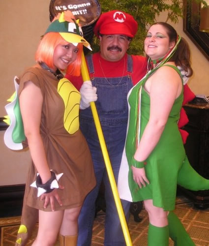 top 10 mario cosplays costumes luigi princess peach toad wario waluigi bowser yoshi 11 Top 10 Mario Cosplay Costumes!  Mama miya, Thats A Spicy Peach Cosplay!