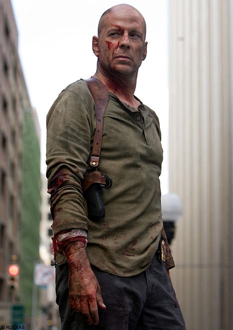 bruce willis surrogates The Surragates 2009 Trailer w/ Bruce Willis & Radha Mitchell! Fbi vs Techno Monsters!