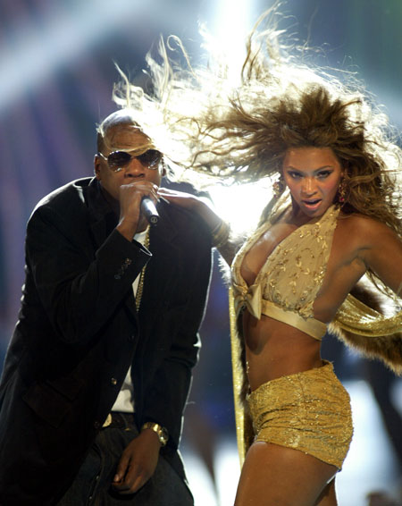 jayz 450x566 Jay Z   Excuse Me Miss Jay Z Shows How To Break it To Them Gently. 