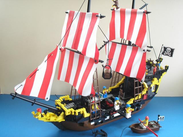 lego-pirate-ship.jpg
