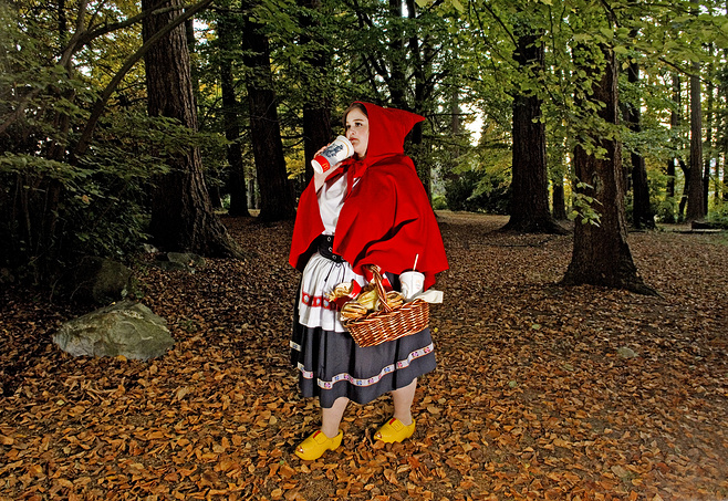 red-riding-hood red riding hood Dina Goldstein Photographs Fallen Princesses of Disney Fairy Tales! Snow White, Cinderella, Sleeping Beauty, & MOAR!