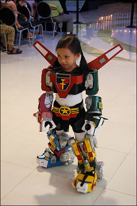 voltron girl Cutey Voltron Girl In Voltron Suit. This is it, Form Blazing Sword! Michael Jackson!