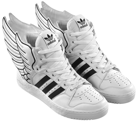 adidas classic sneakers