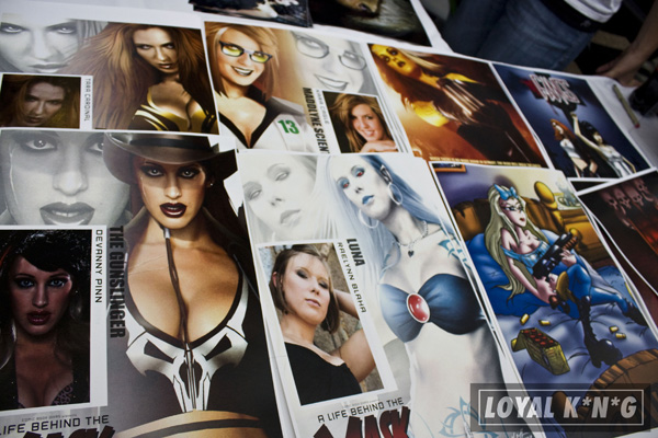 loyalkng dallas comic con 72 Loyal K.N.G. Kicks it At Dallas Comic Con 2010! So Many Talented Artists, But little Cosplayers?! Awww...